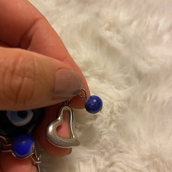 Handmade evil eye charm bracelet with hearts - Picture 9 of 9